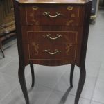 505 3046 CHEST OF DRAWERS